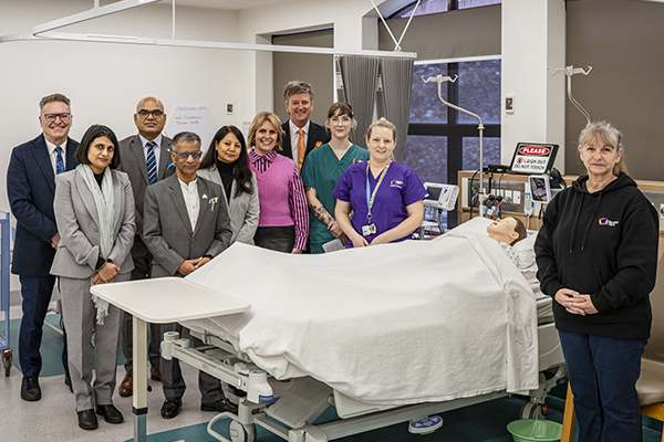 Indian High Commissioner visits Bendigo TAFE