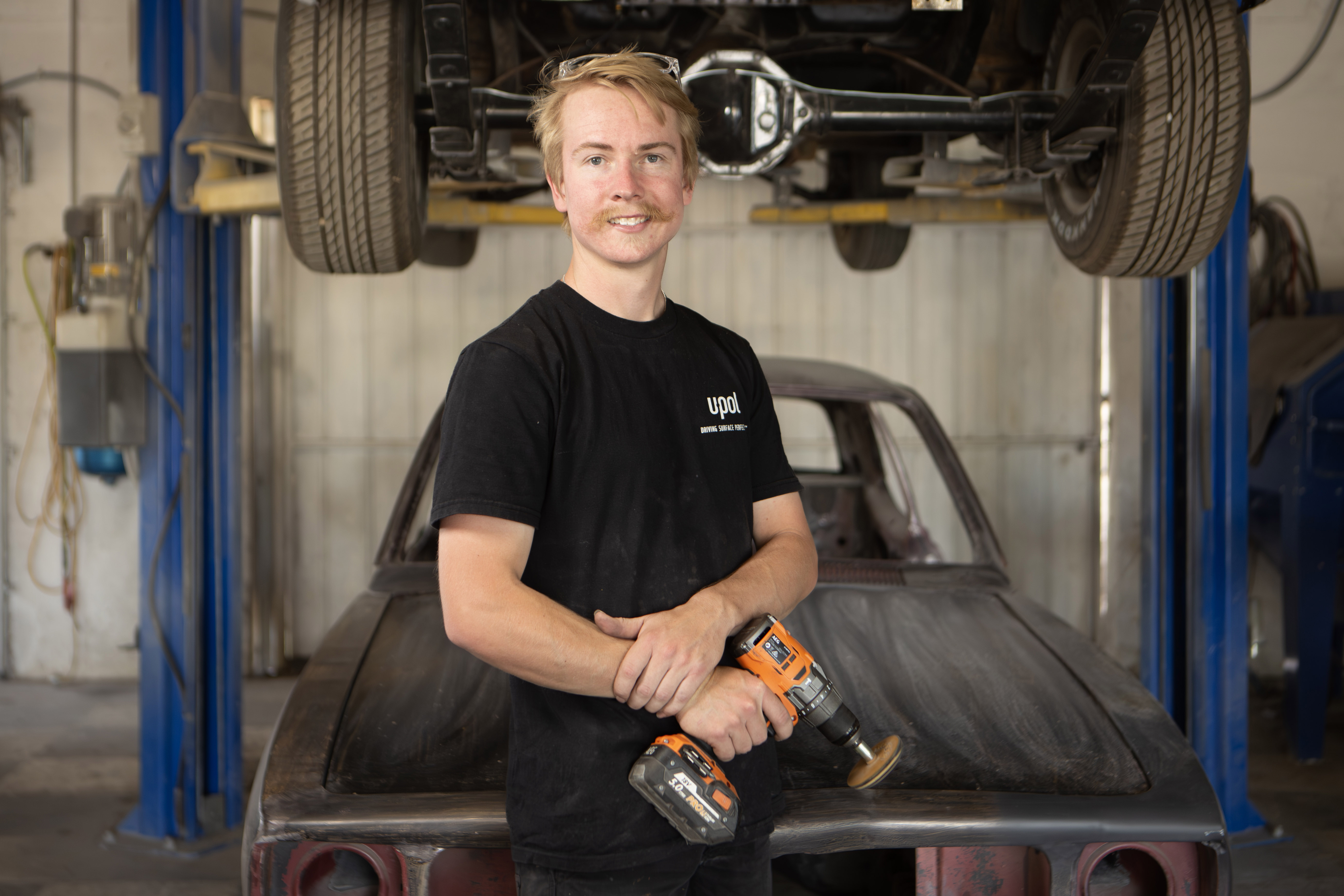 Future-proofing the regions: Edenhope auto technician builds new workshop as EV skills demand grows
